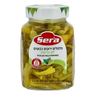 פלפלים כבושים לא חריפים
